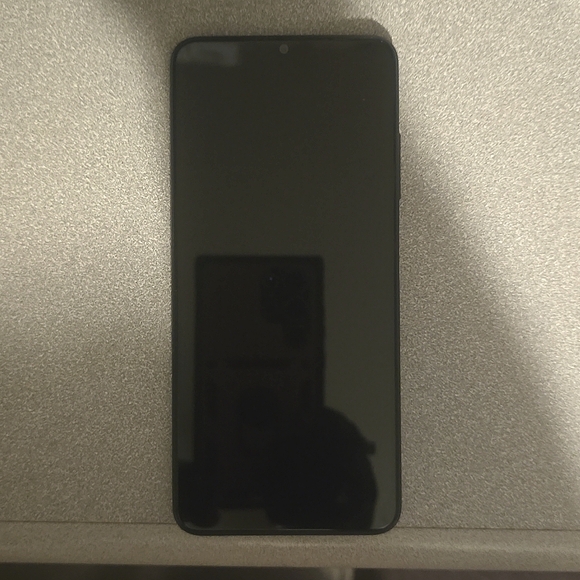 Unlocked Samsung A03s cell phone - Picture 2 of 3